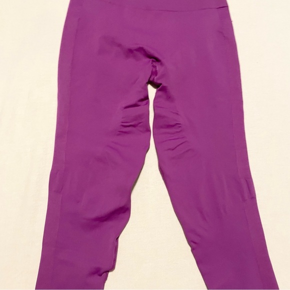 Lululemon Zone In Tight Seamless Legging Ultra Violet Compression Missing Size - Picture 3 of 16